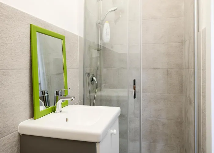 Elegant 3 Bedroom San Pietro Station 200 Mt *