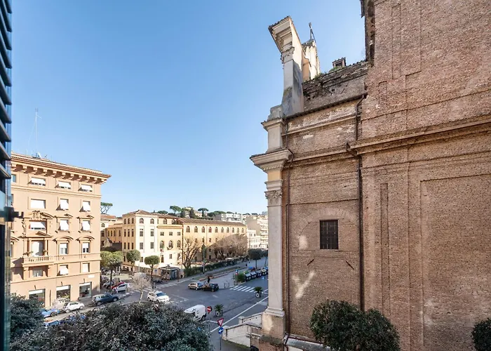 Elegant 3 Bedroom San Pietro Station 200 Mt