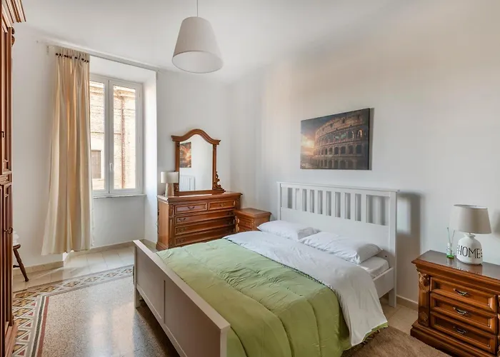 Elegant 3 Bedroom San Pietro Station 200 Mt * רומא